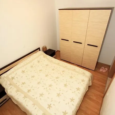 Orada Apartment