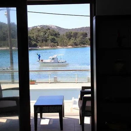 Apartment Orada Molat