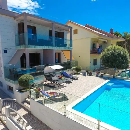 Apartman Orada *