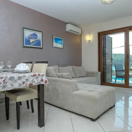 Apartment Orada